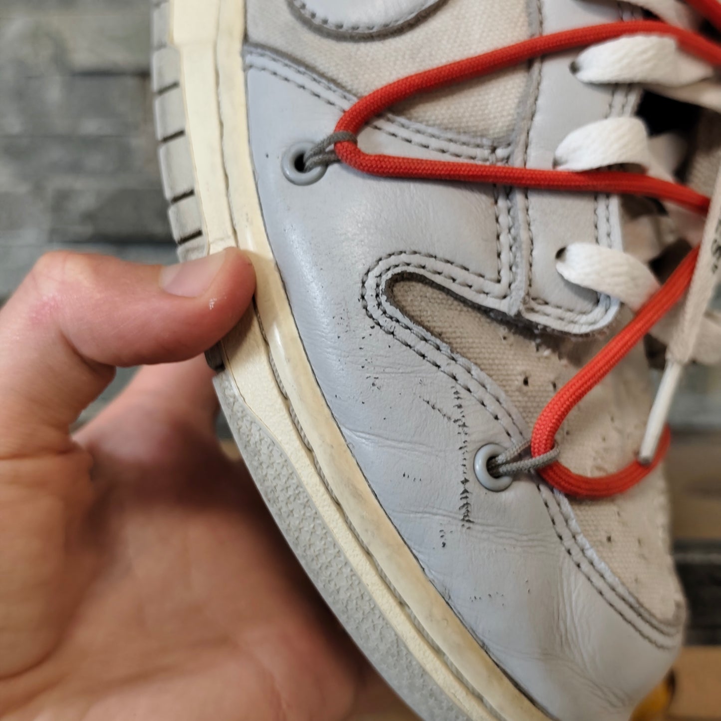 Nike Dunk Low x Off White lot 23/50 – Taille 42