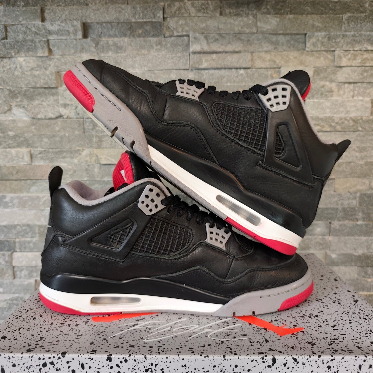 Air Jordan 4 Bred Reimagined – Taille 44