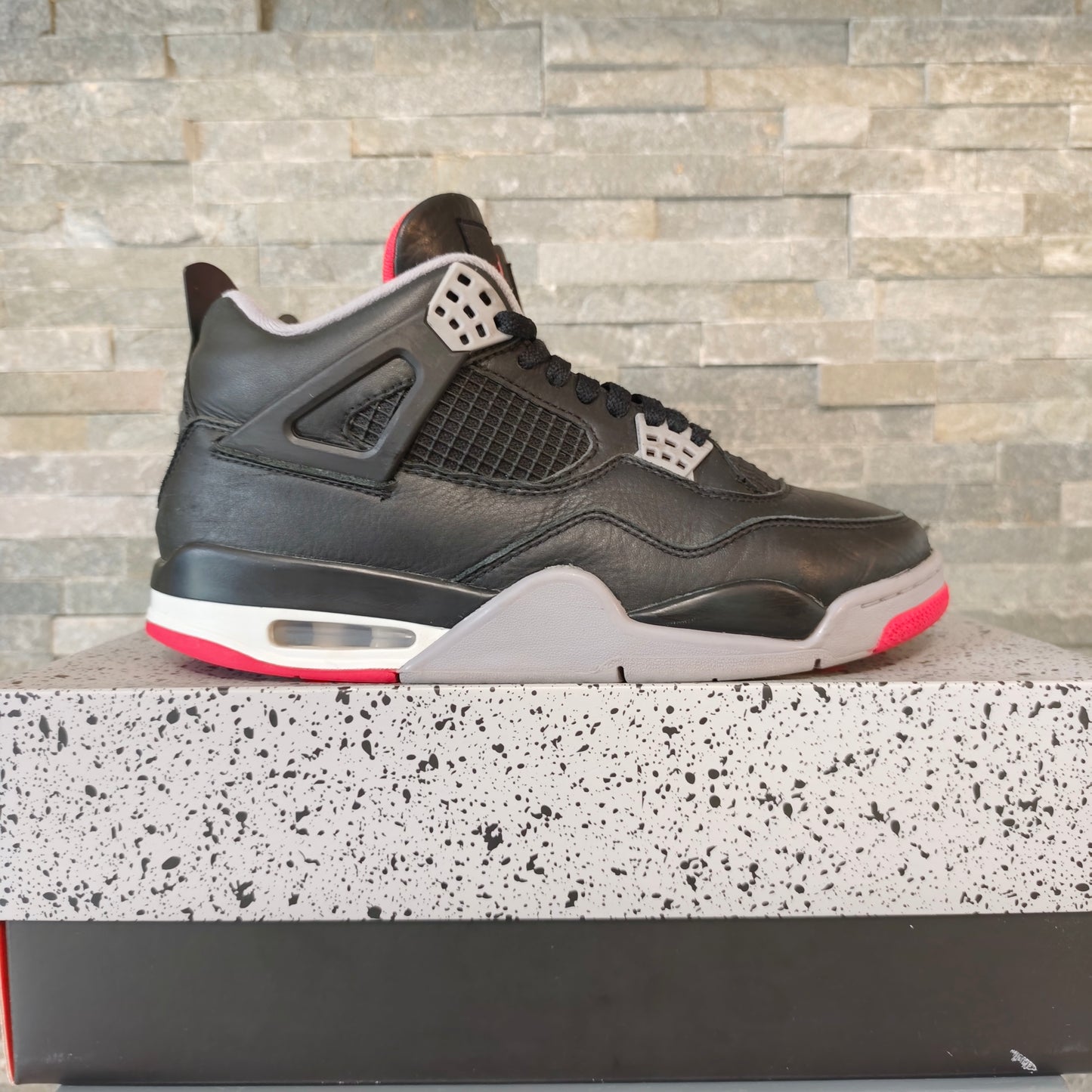 Air Jordan 4 Bred Reimagined – Taille 44