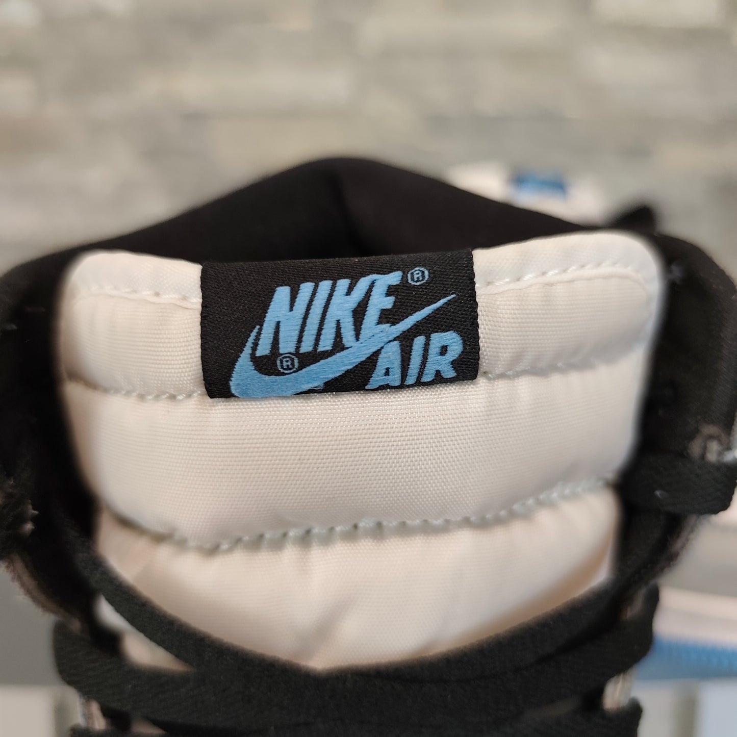 Air Jordan 1 High University Blue – Taille 44