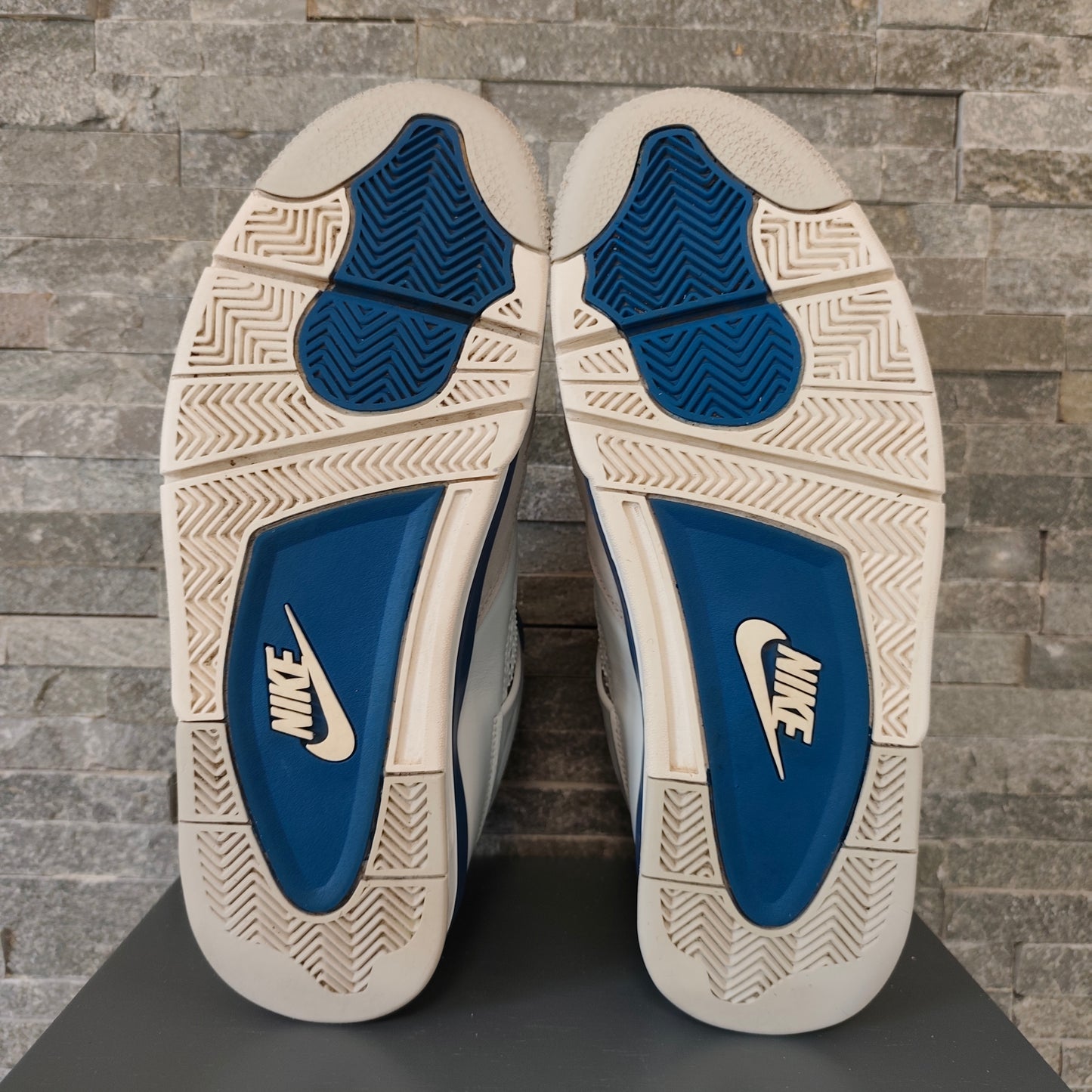 Air Jordan 4 Military Blue 2024 – Taille 45