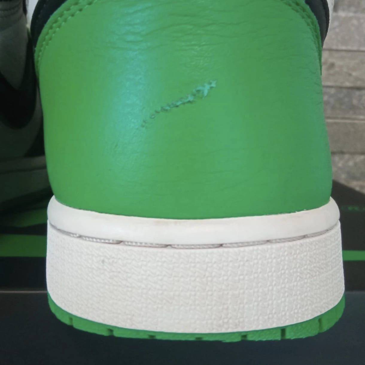 Air Jordan 1 High Lucky Green – Taille 43