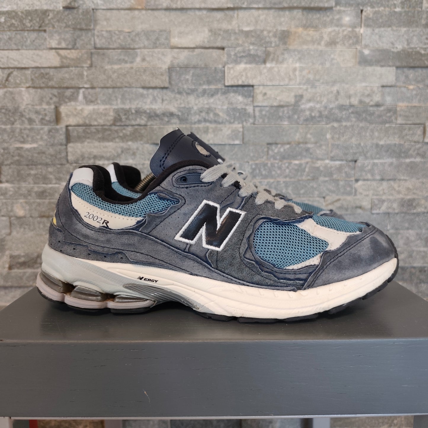 New Balance 2002R Protection Pack Navy Blue - Taille 41,5