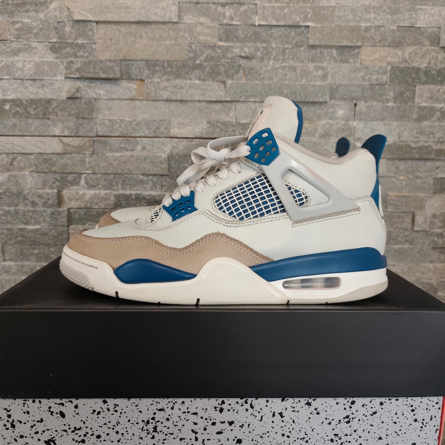 Air Jordan 4 Military Blue 2024 - Taille 41