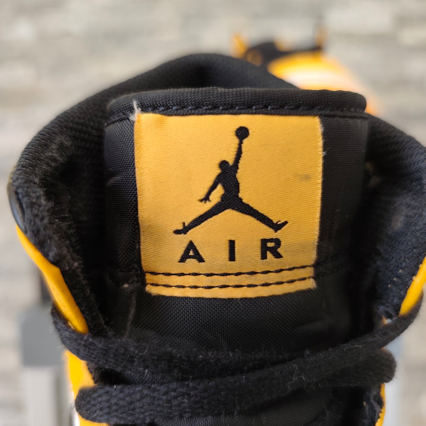 Jordan 1 Mid Taxi – Taille 40