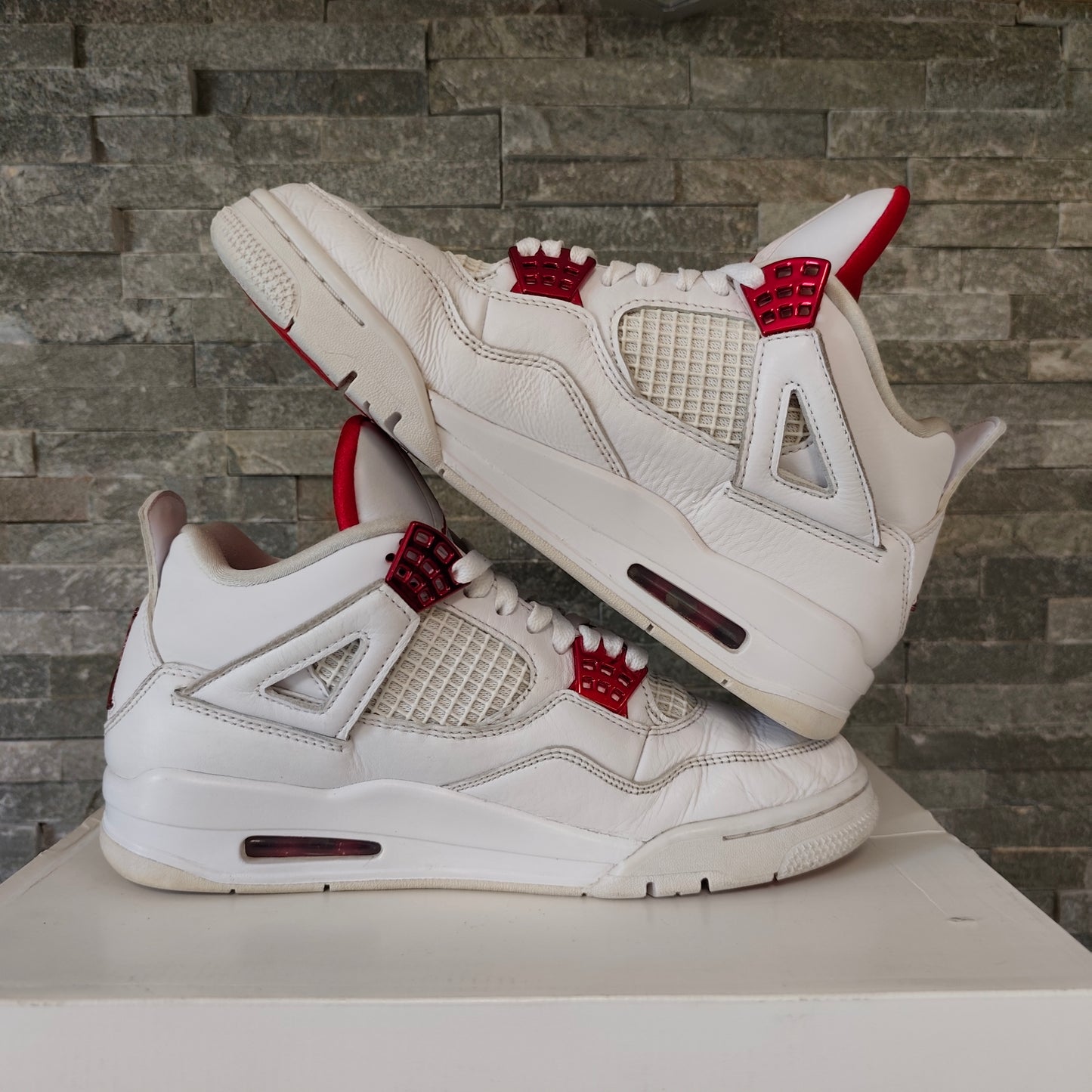 Air Jordan 4 Metallic Red – Taille 41