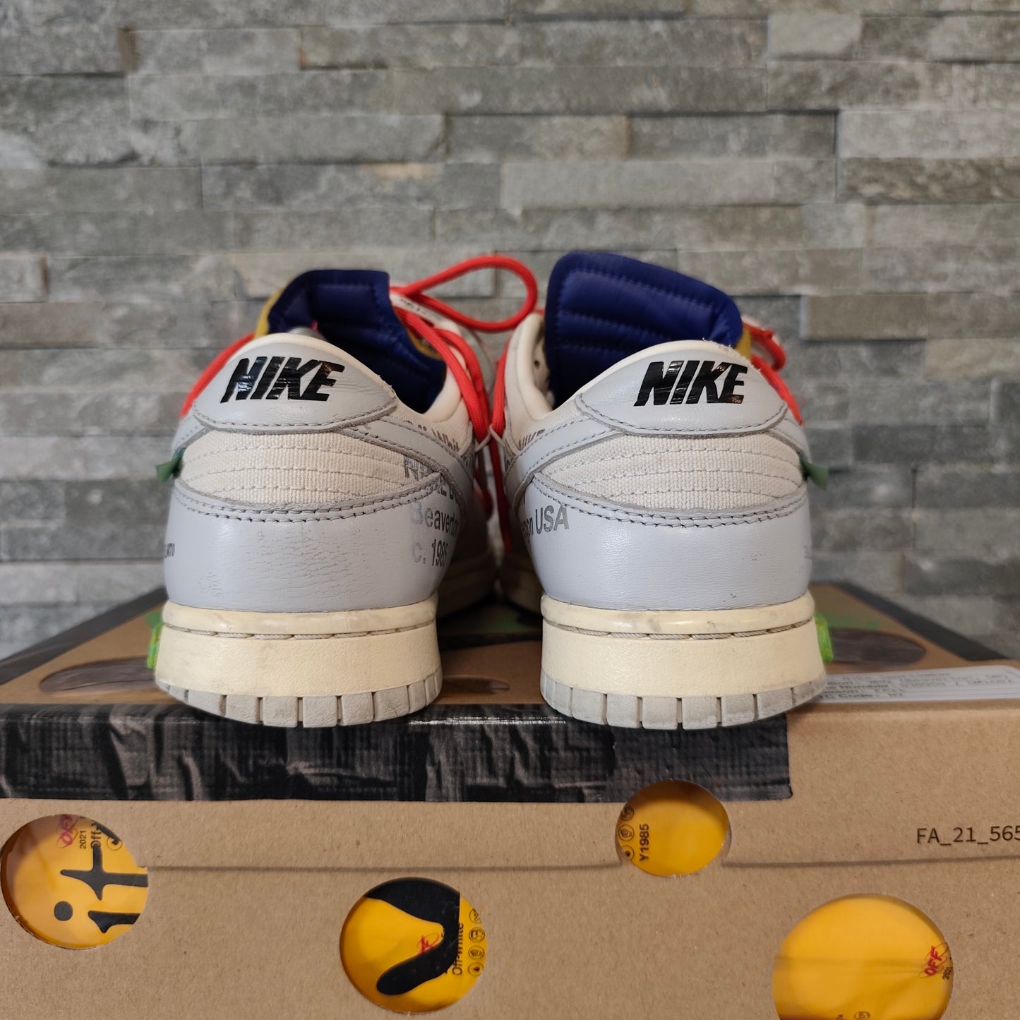 Nike Dunk Low x Off White lot 23/50 – Taille 42