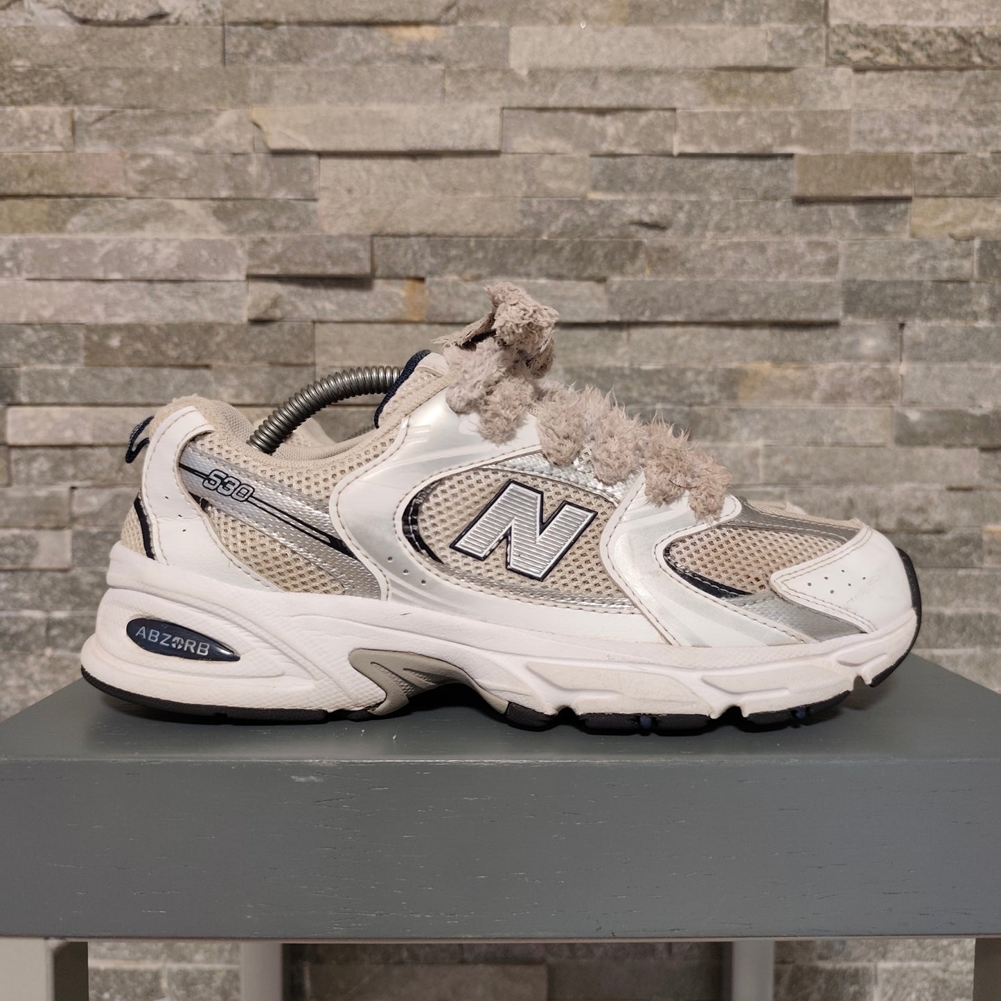 New Balance 530 White Silver Navy "Fluffy Laces" – Taille 39