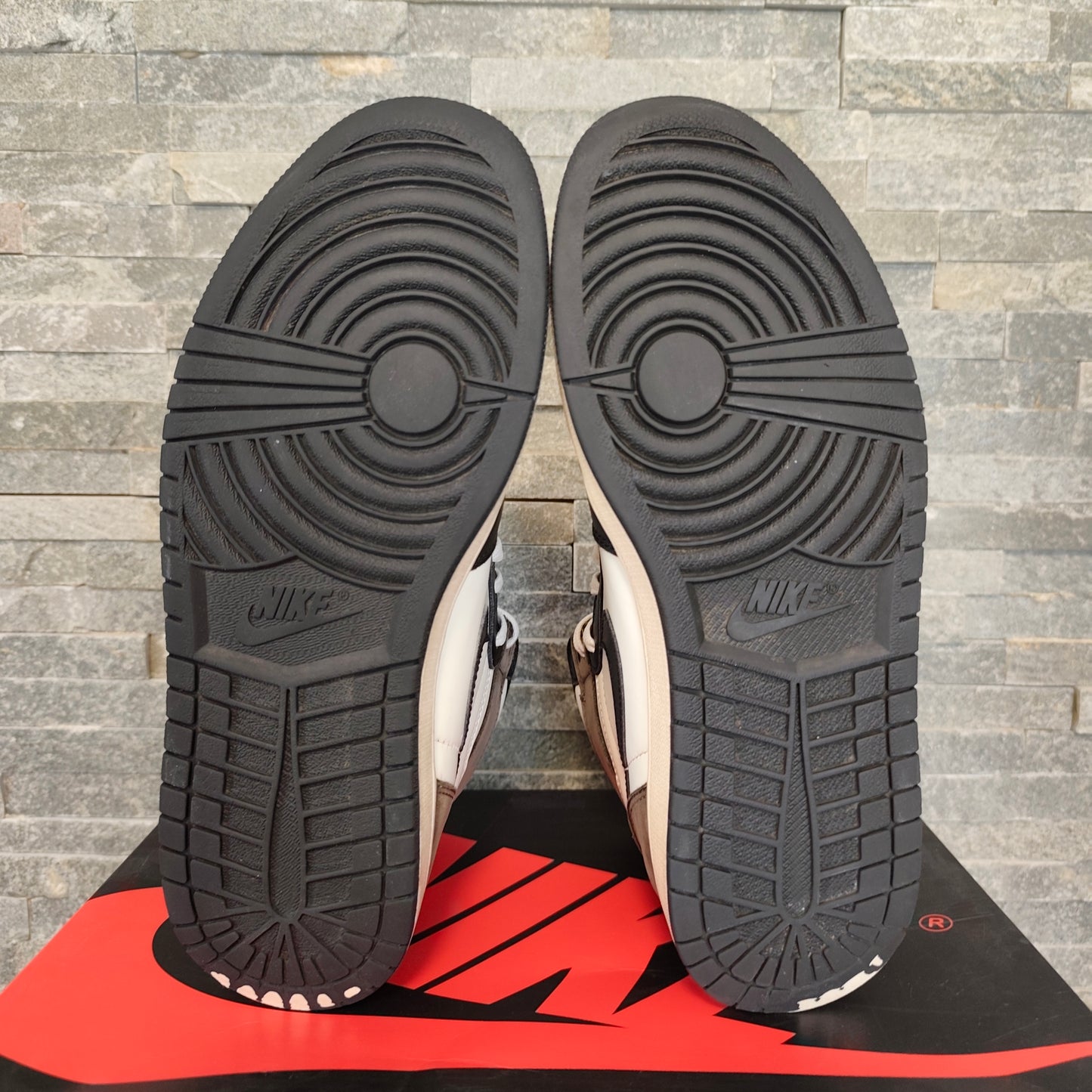 Air Jordan 1 High OG Dark Mocha - Taille 44,5