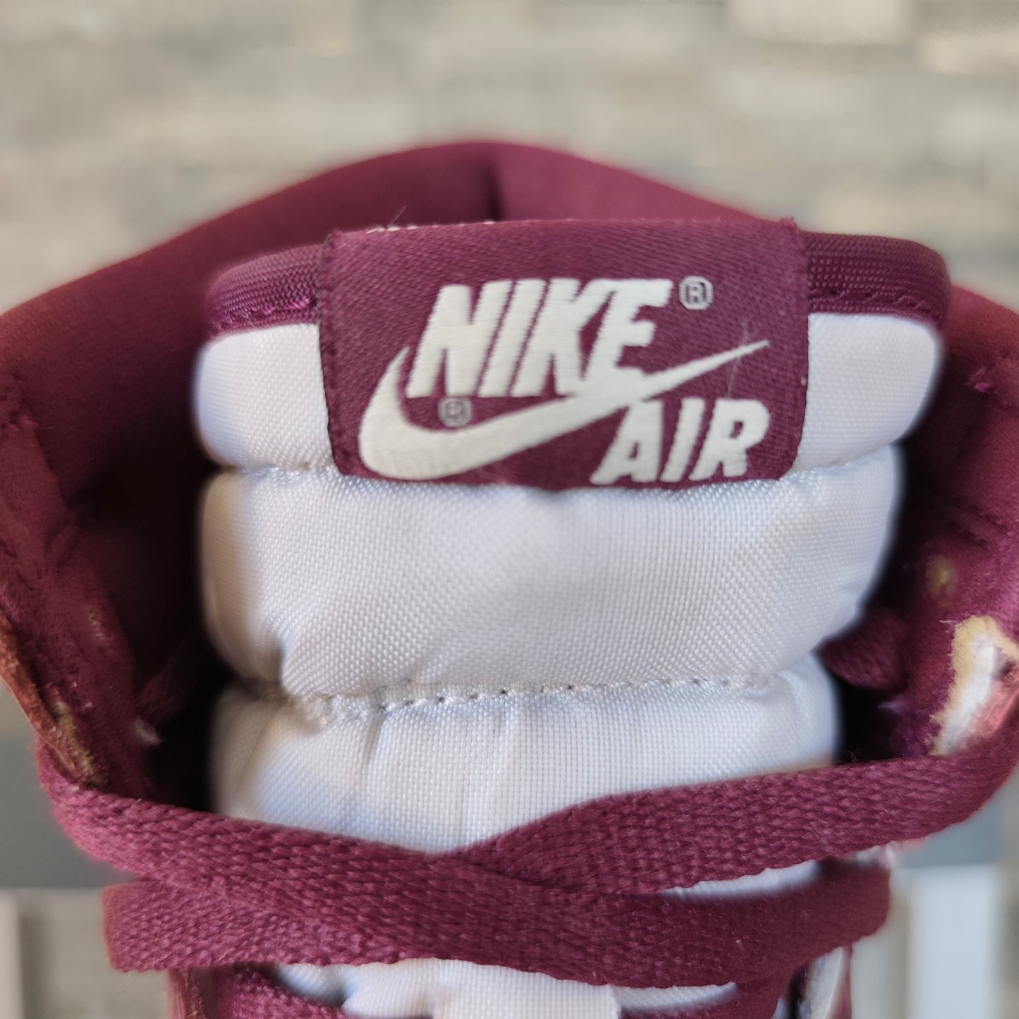 Air Jordan 1 High Bordeaux - Taille 41