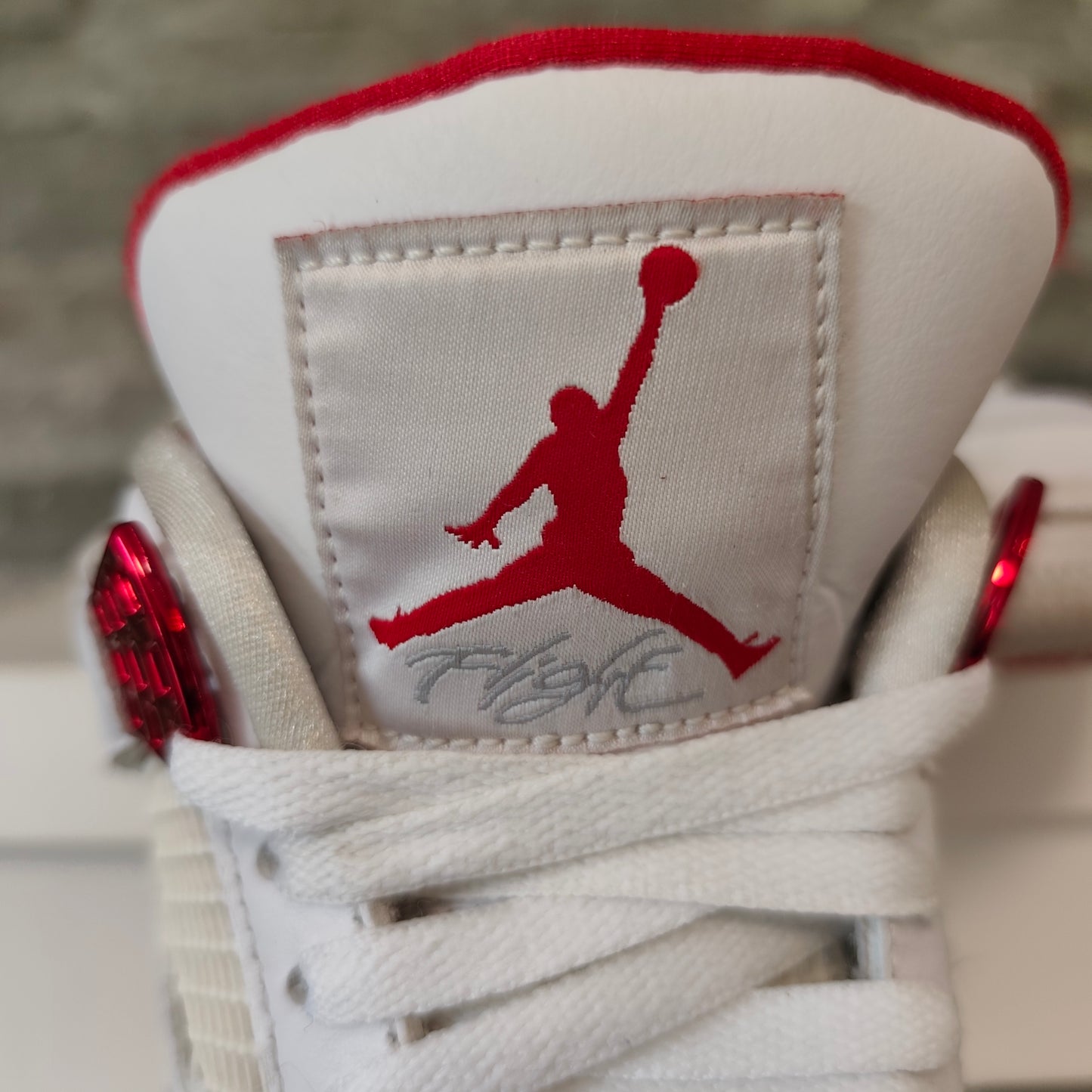 Air Jordan 4 Metallic Red – Taille 41