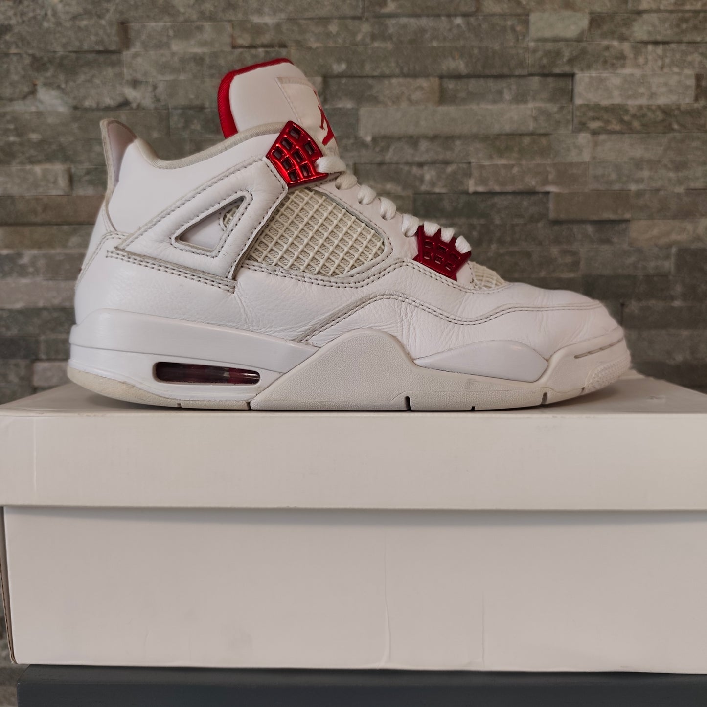 Air Jordan 4 Metallic Red – Taille 41
