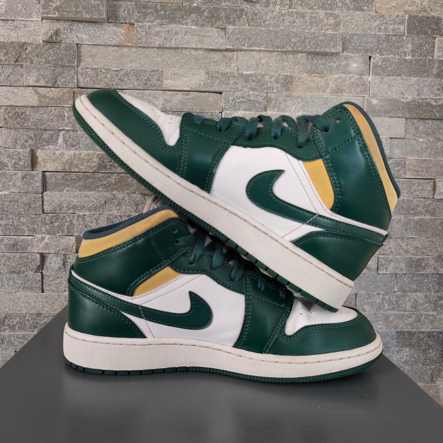 Air Jordan 1 Mid GS Sonics - Taille 38