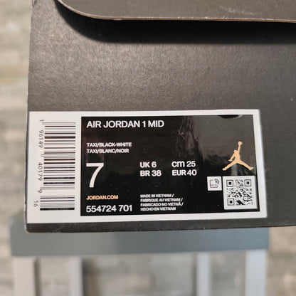 Jordan 1 Mid Taxi – Taille 40