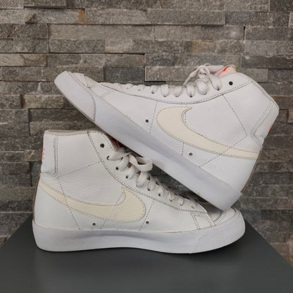 Nike Blazer Mid 77 Vintage Gold Logo - Taille 37,5